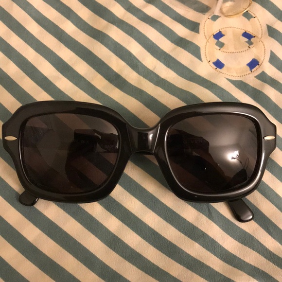 💯% Authentic Givenchy Square Sunglasses - Picture 1 of 6